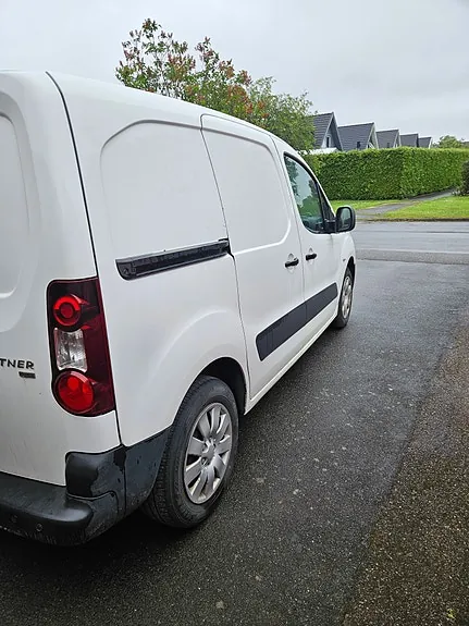 Peugeot Partner 2013 photo 3
