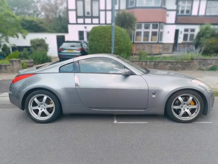 Nissan 350Z 2006 photo 2