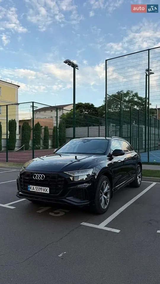 Audi Q8