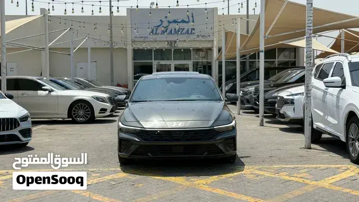 Hyundai Elantra 2024 photo 2