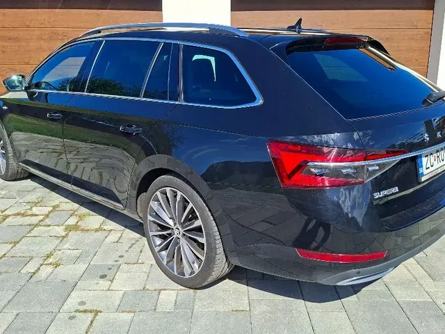 Skoda Superb 2023 photo 4