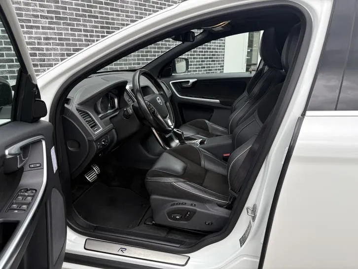 Volvo Xc60 2017 photo 2