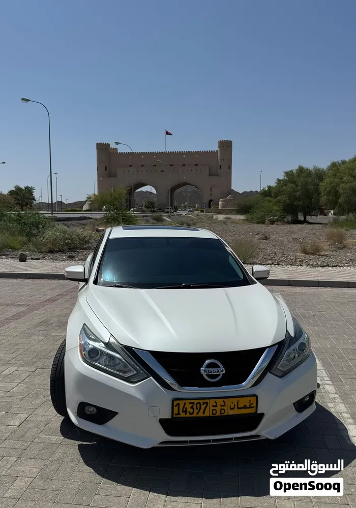 Nissan Altima 2017 photo 2