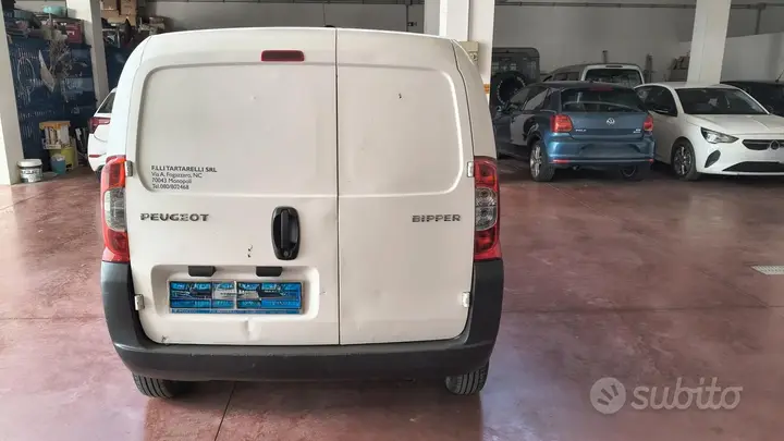 Peugeot Bipper 2008 photo 4