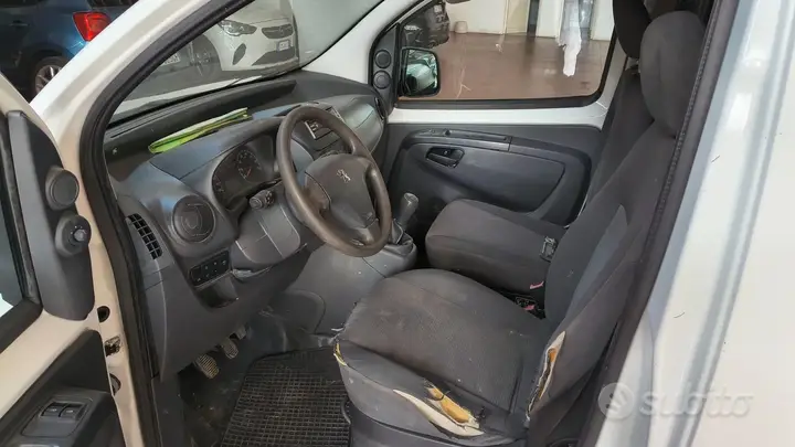Peugeot Bipper 2008 photo 5