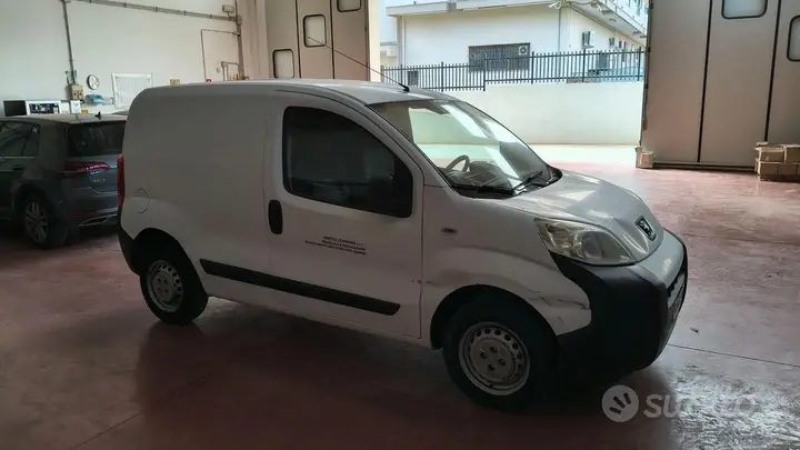 Peugeot Bipper 2008 photo 3