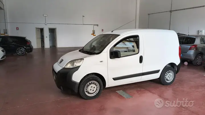 Peugeot Bipper 2008 photo 2