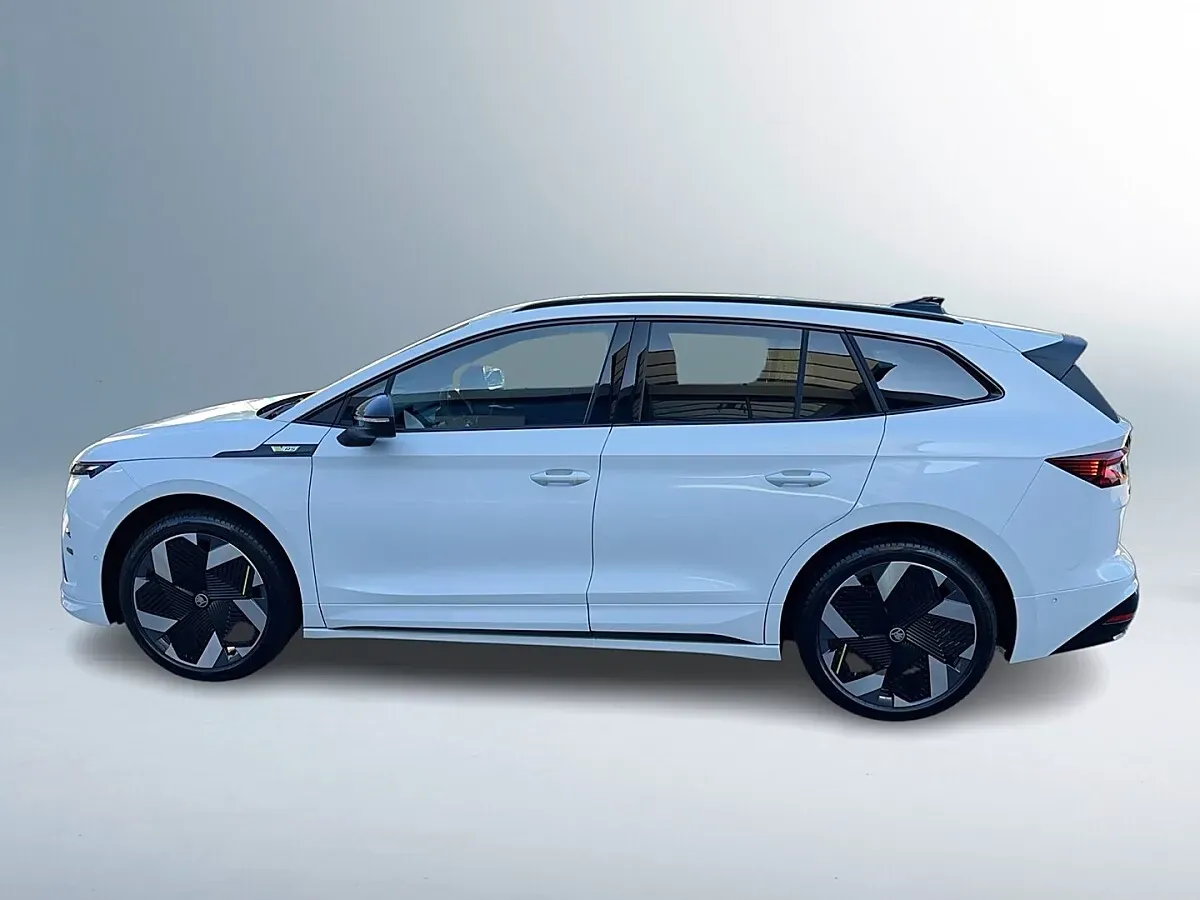 Skoda Enyaq 2026 photo 2