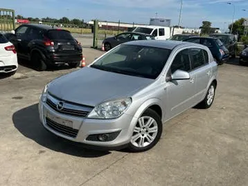 Opel Astra 2009 photo 3