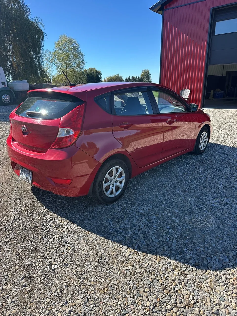 Hyundai Accent 2012 photo 4