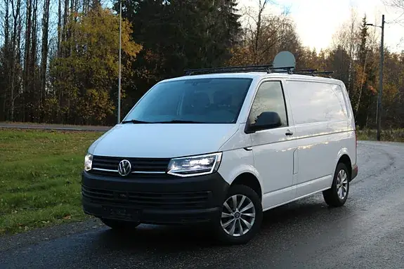 Volkswagen Transporter 2018 photo 2