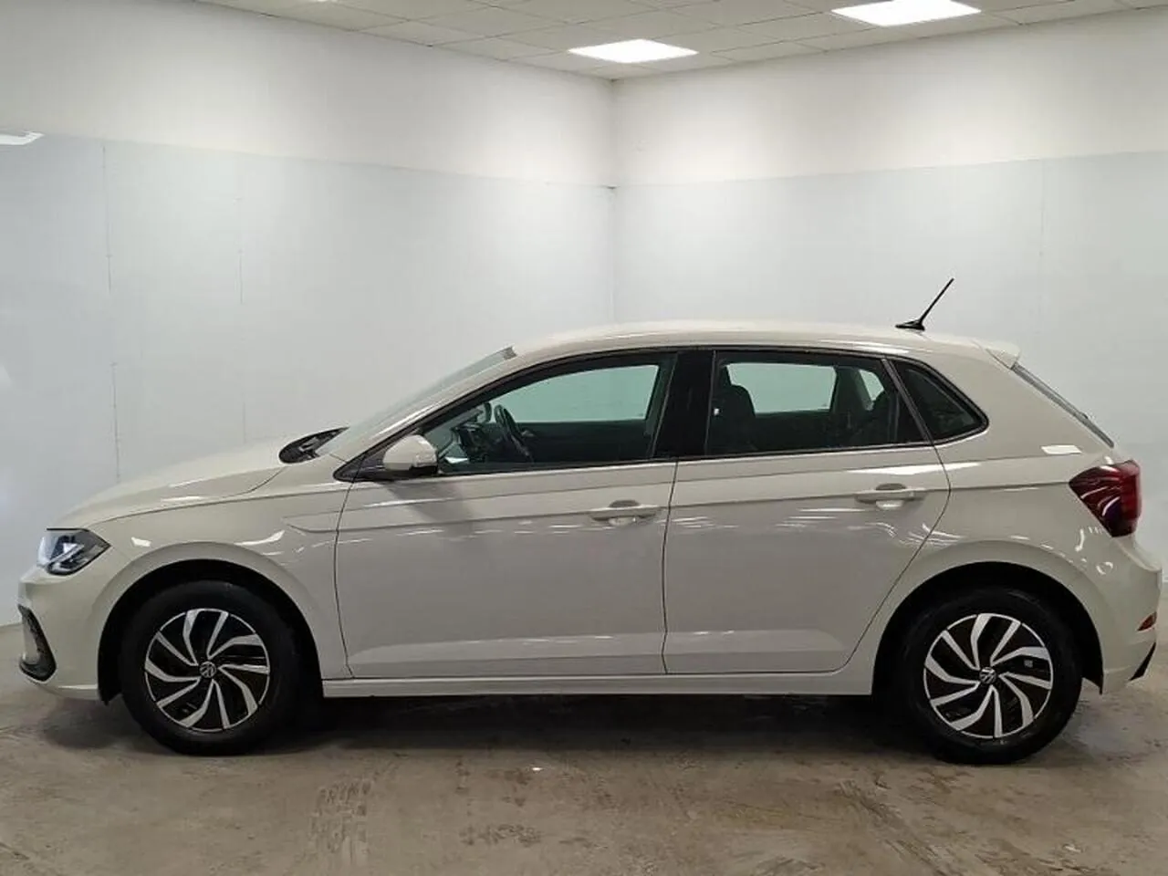 Volkswagen Polo 2024 photo 4