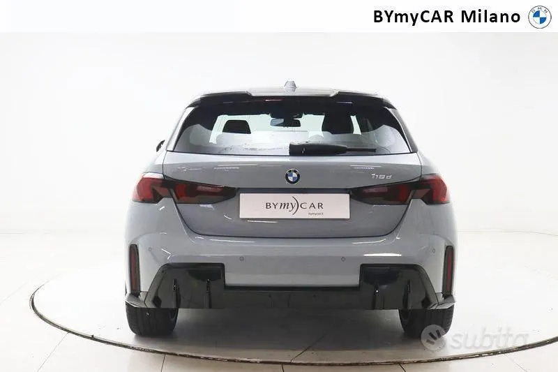 BMW 1 Series 2026 photo 4