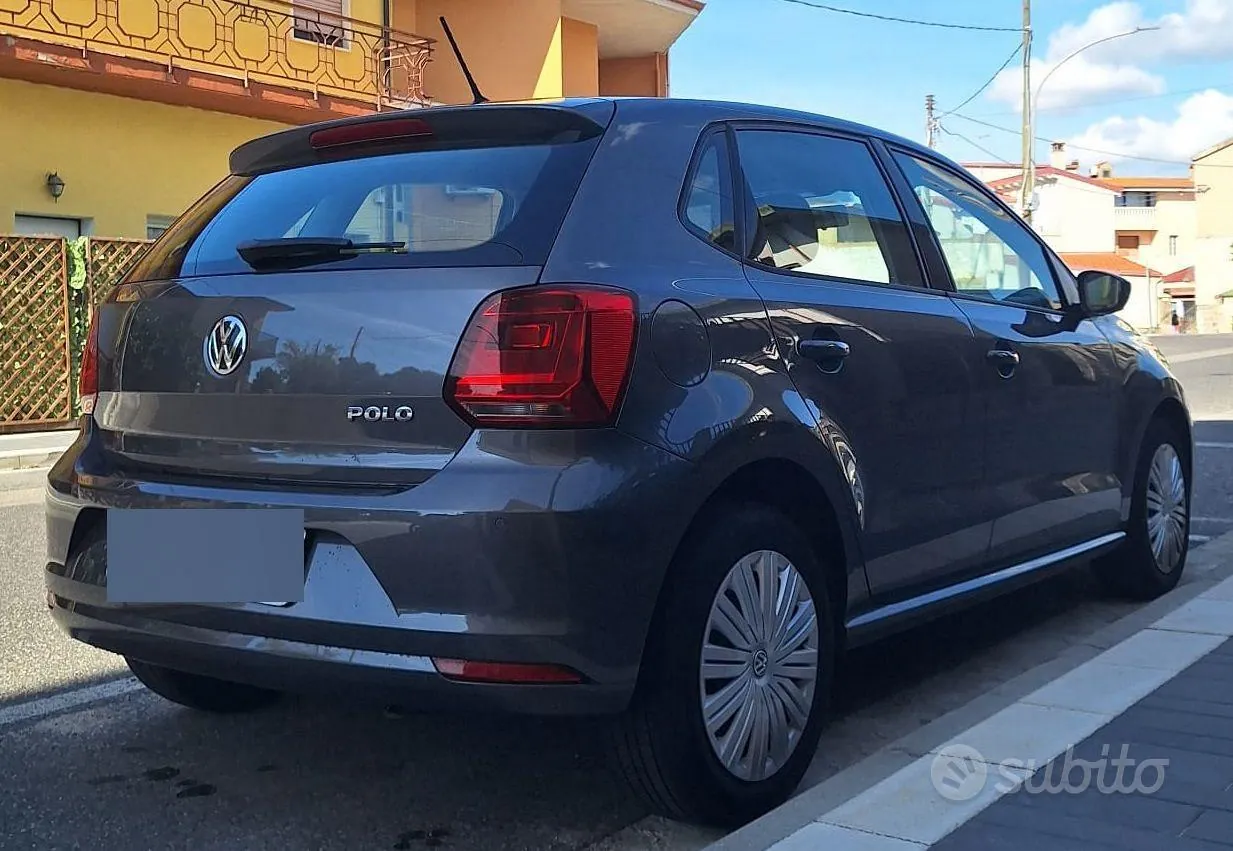 Volkswagen Polo 2016 photo 2