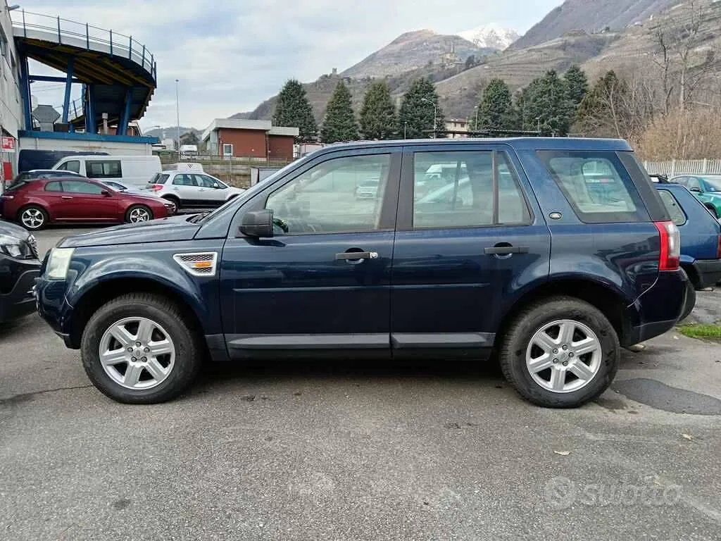 Land Rover Freelander 2007 photo 2