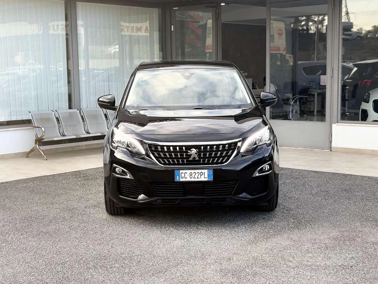 Peugeot 5008 2020 photo 2