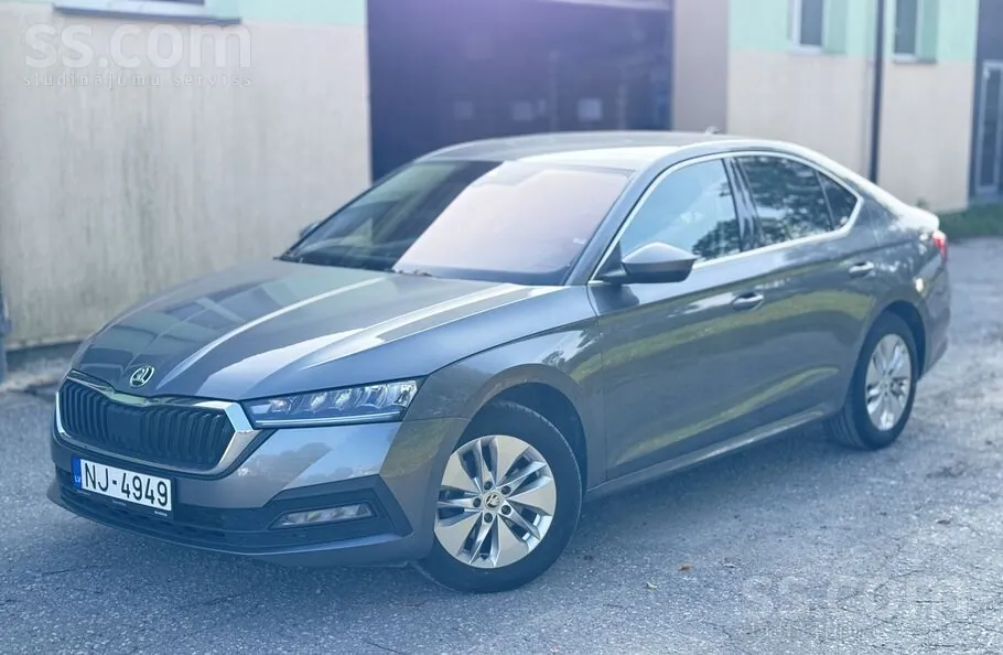 Skoda Octavia 2023 photo 2