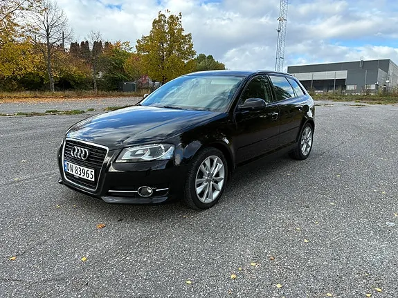 Audi A3 2012 photo 2