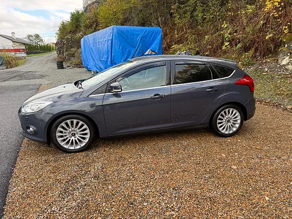 Ford Focus 2011 photo 5