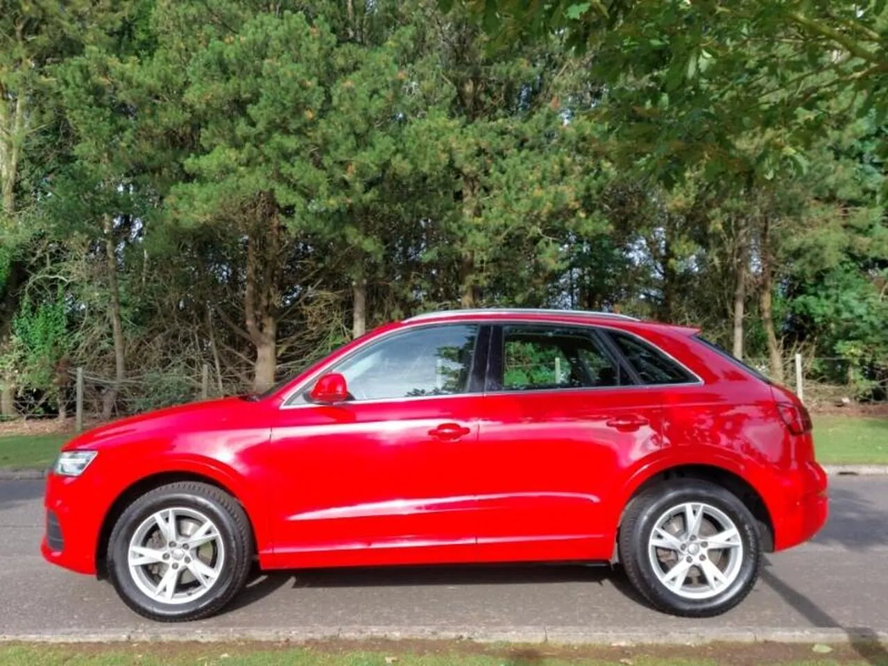 Audi Q3 2016 photo 4