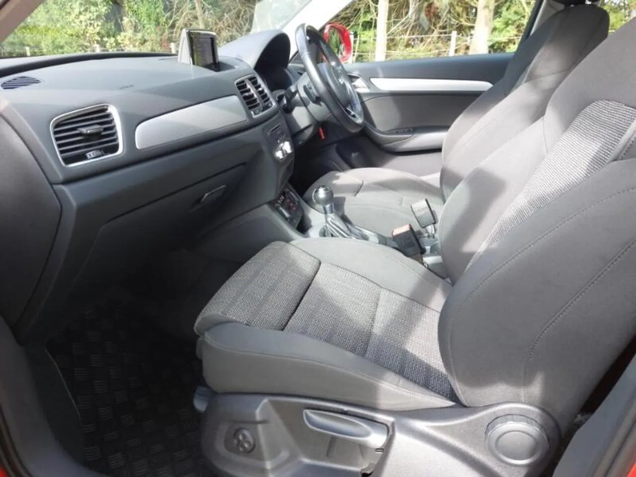 Audi Q3 2016 photo 5
