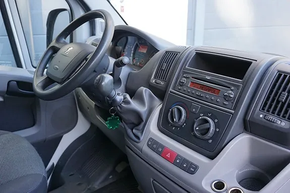 Peugeot Boxer 2009 photo 2