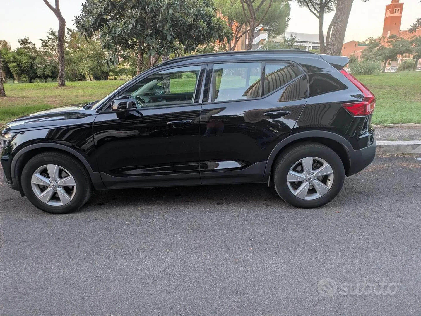 Volvo Xc40 2023 photo 3
