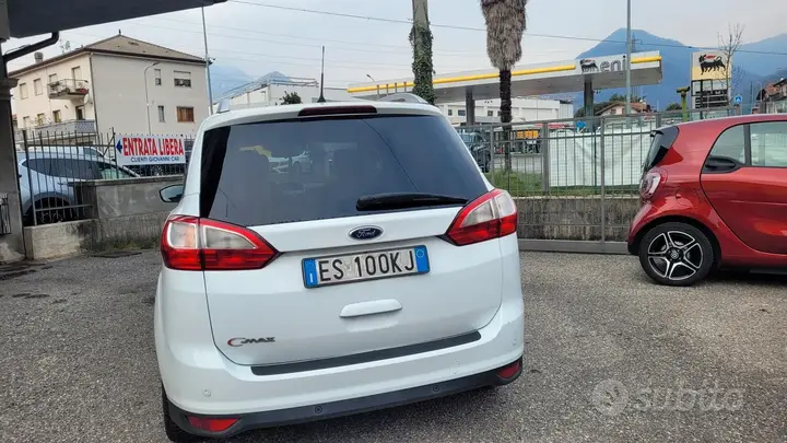 Ford C-Max 2013 photo 5