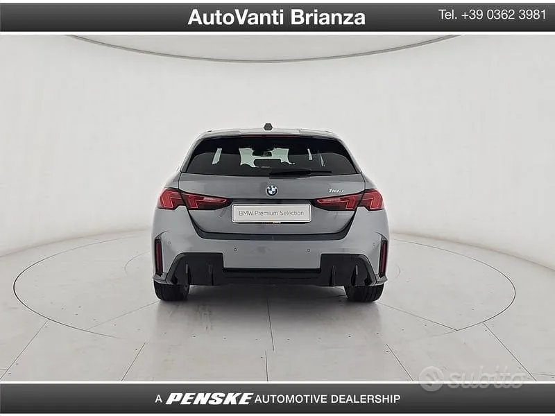 BMW 1 Series 2025 photo 5
