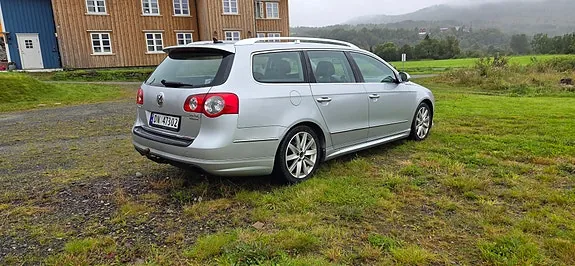 Volkswagen Passat 2010 photo 5