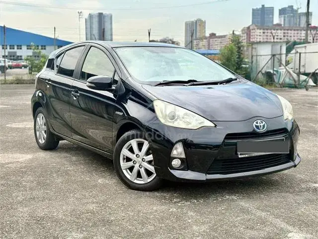Toyota Prius C