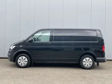 Volkswagen T6.1 Transporter 2023 photo 2