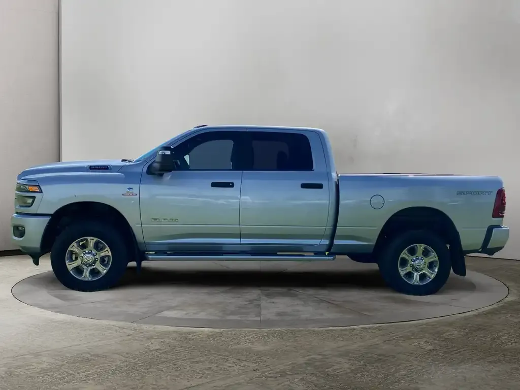 Ram 3500 2026 photo 2