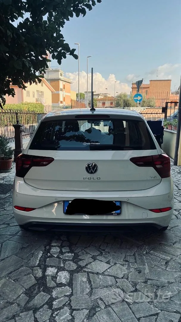 Volkswagen Polo 2024 photo 2