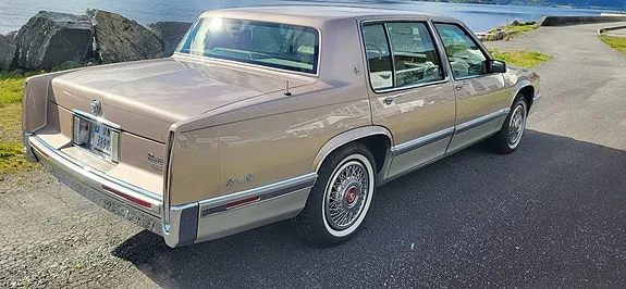 Cadillac Deville 1991 photo 5