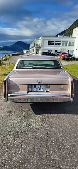 Cadillac Deville 1991 photo 4