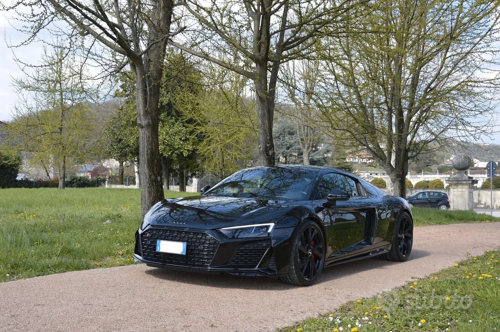 Audi R8 2019 photo 2