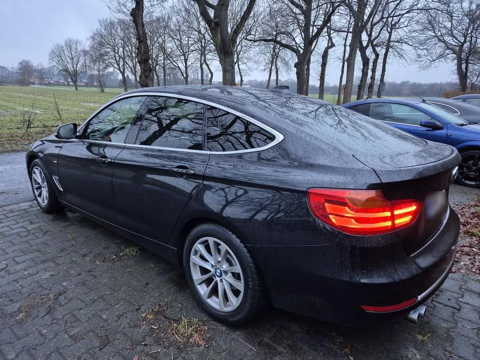 BMW 328I