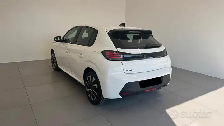 Peugeot 208 2024 photo 5