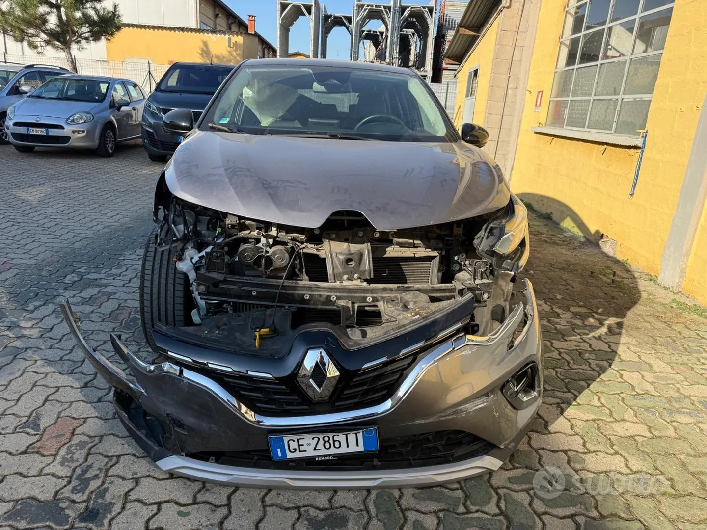 Renault Captur 2021 photo 2