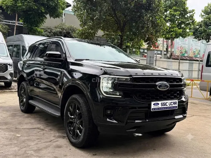 Ford Everest 2024 photo 3