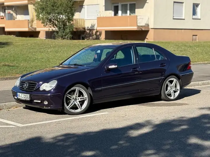 Mercedes-Benz C 320