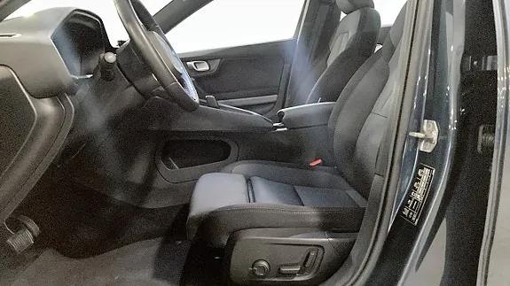 Polestar 2 2022 photo 5
