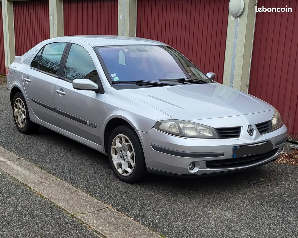 Renault Laguna 2006 photo 2