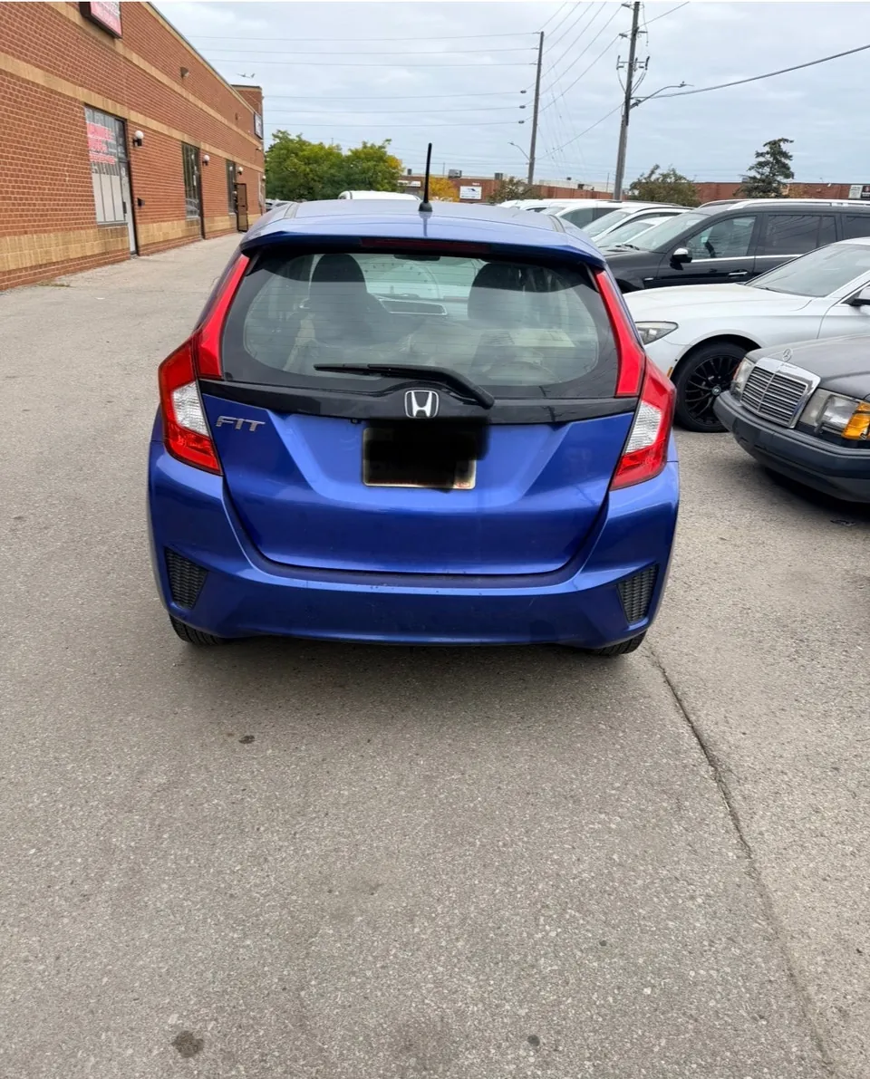 Honda Fit 2016 photo 2