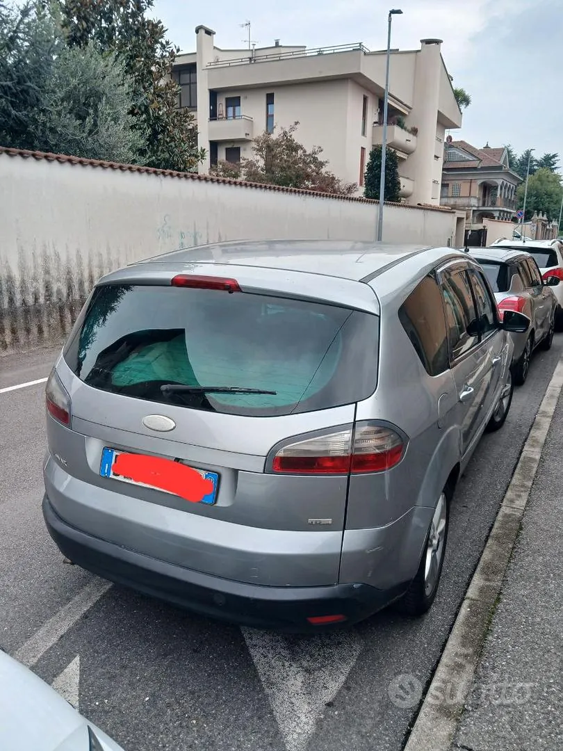Ford S-Max