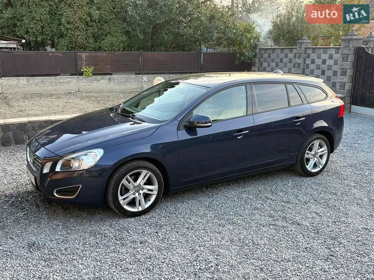 Volvo V60 2011 photo 4