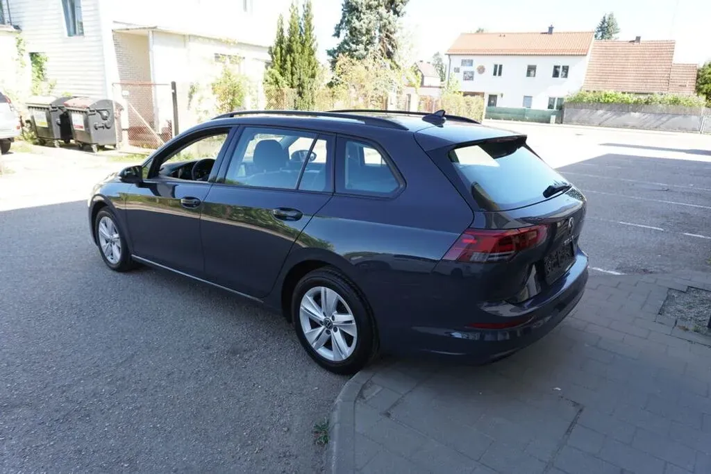 Volkswagen Golf 2023 photo 3