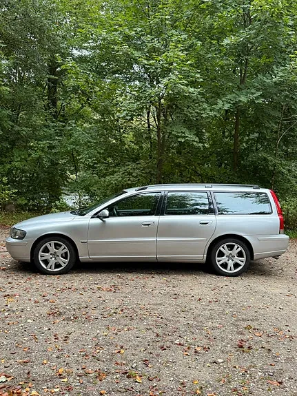 Volvo V70 2002 photo 2