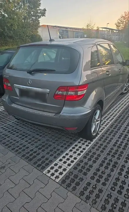 Mercedes-Benz B 160